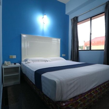 Hotel Sri Puchong Kültér fotó