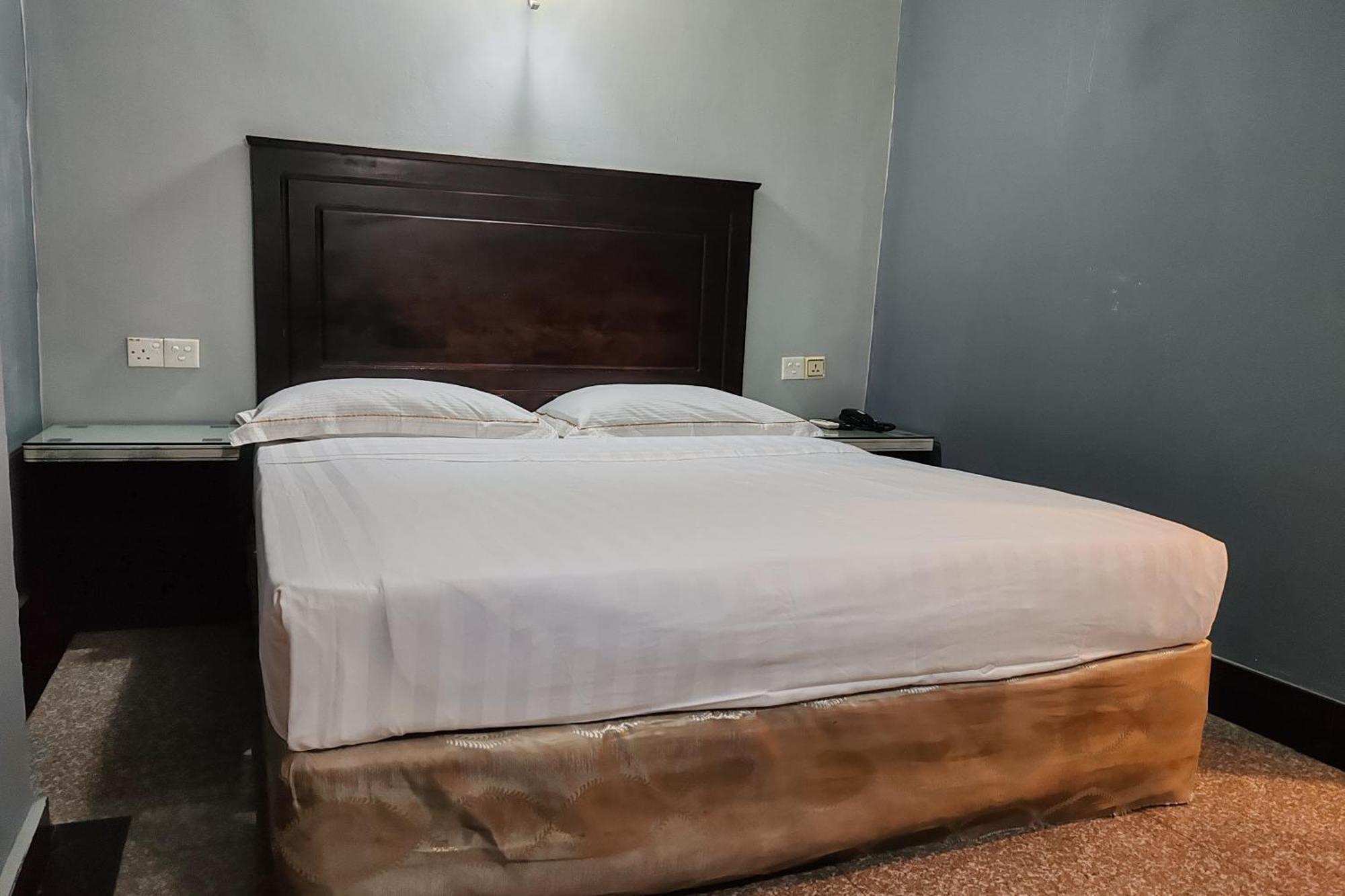 Hotel Sri Puchong Kültér fotó