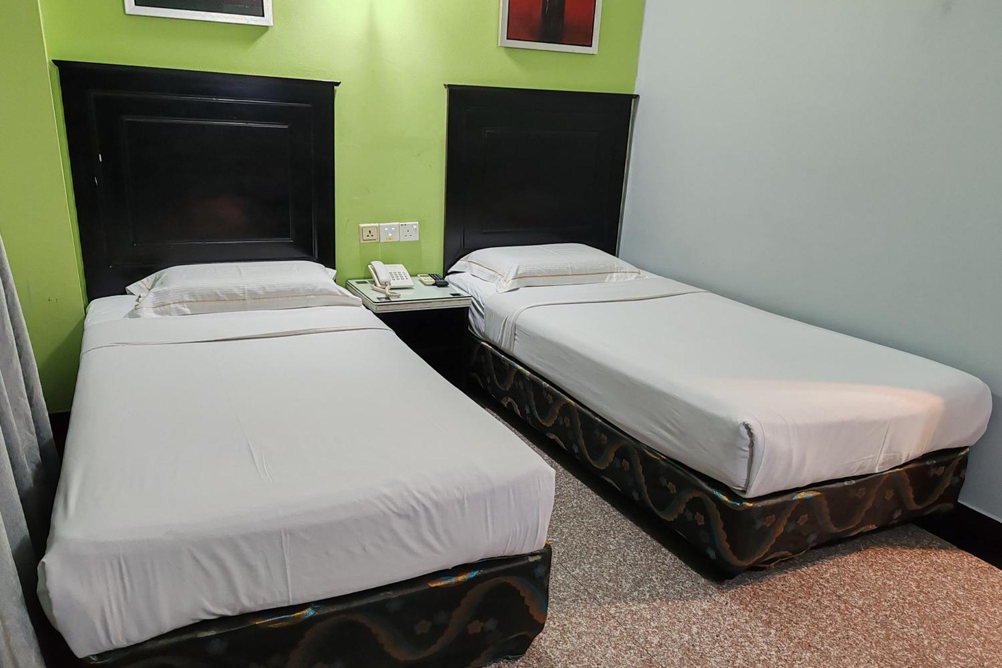Hotel Sri Puchong Kültér fotó