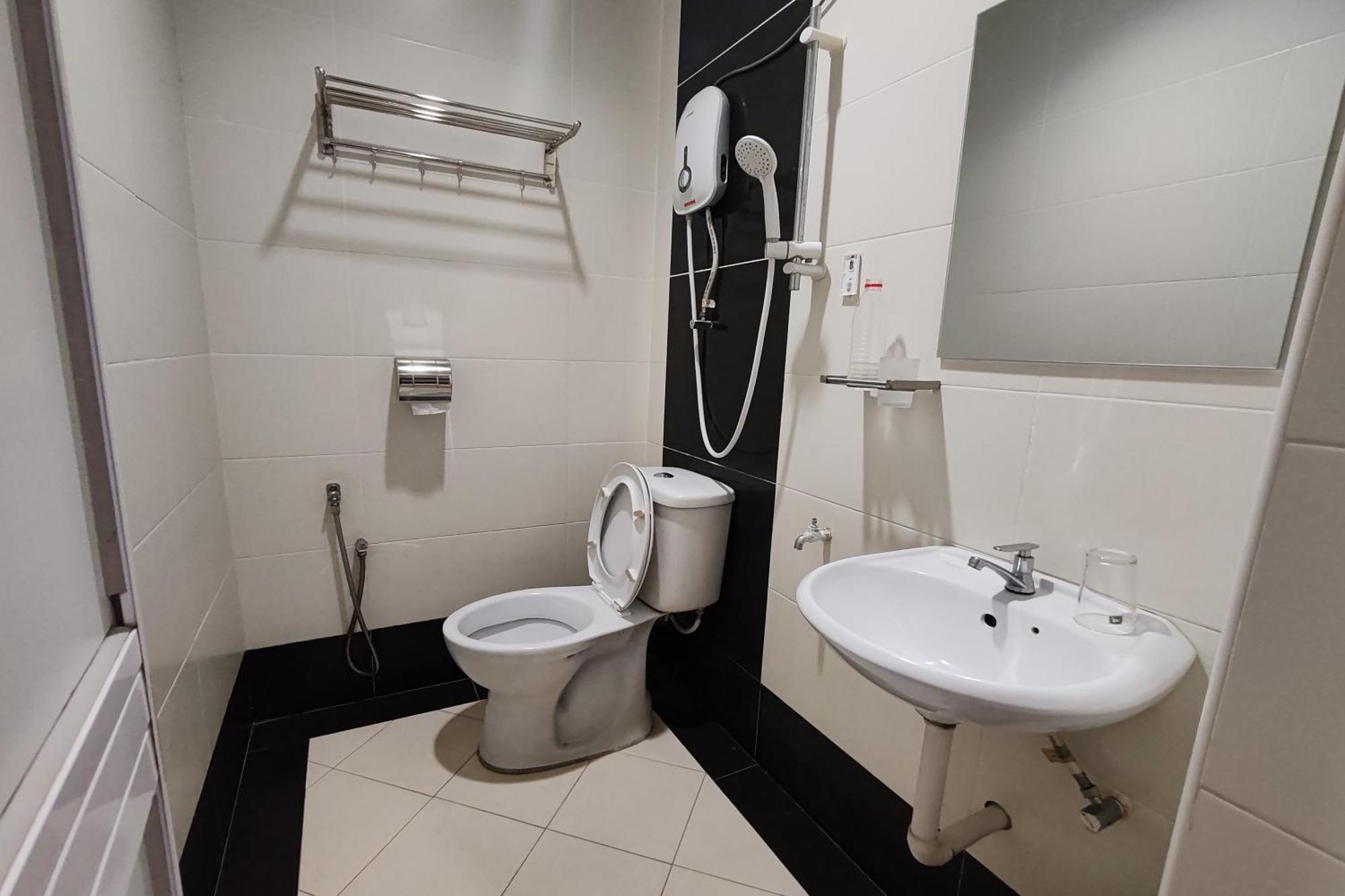 Hotel Sri Puchong Kültér fotó