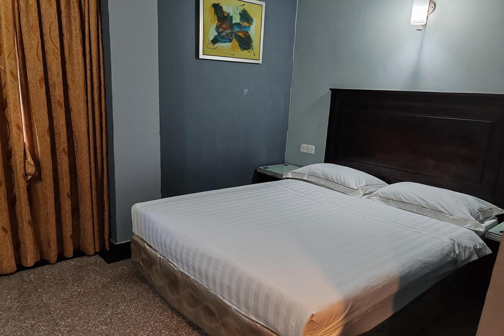 Hotel Sri Puchong Kültér fotó