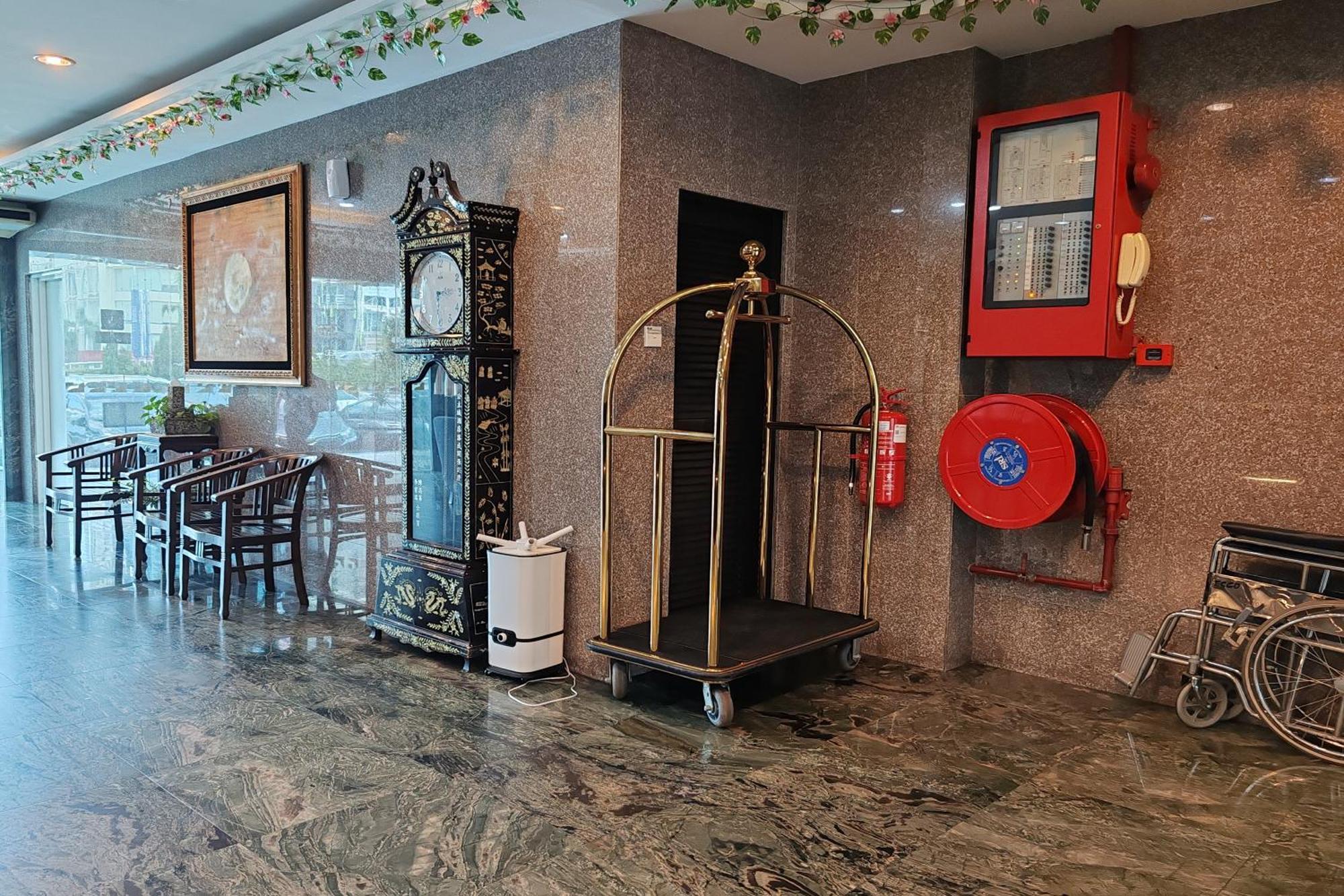 Hotel Sri Puchong Kültér fotó