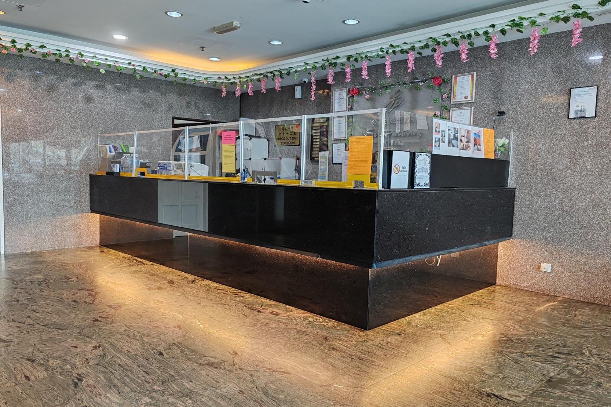 Hotel Sri Puchong Kültér fotó