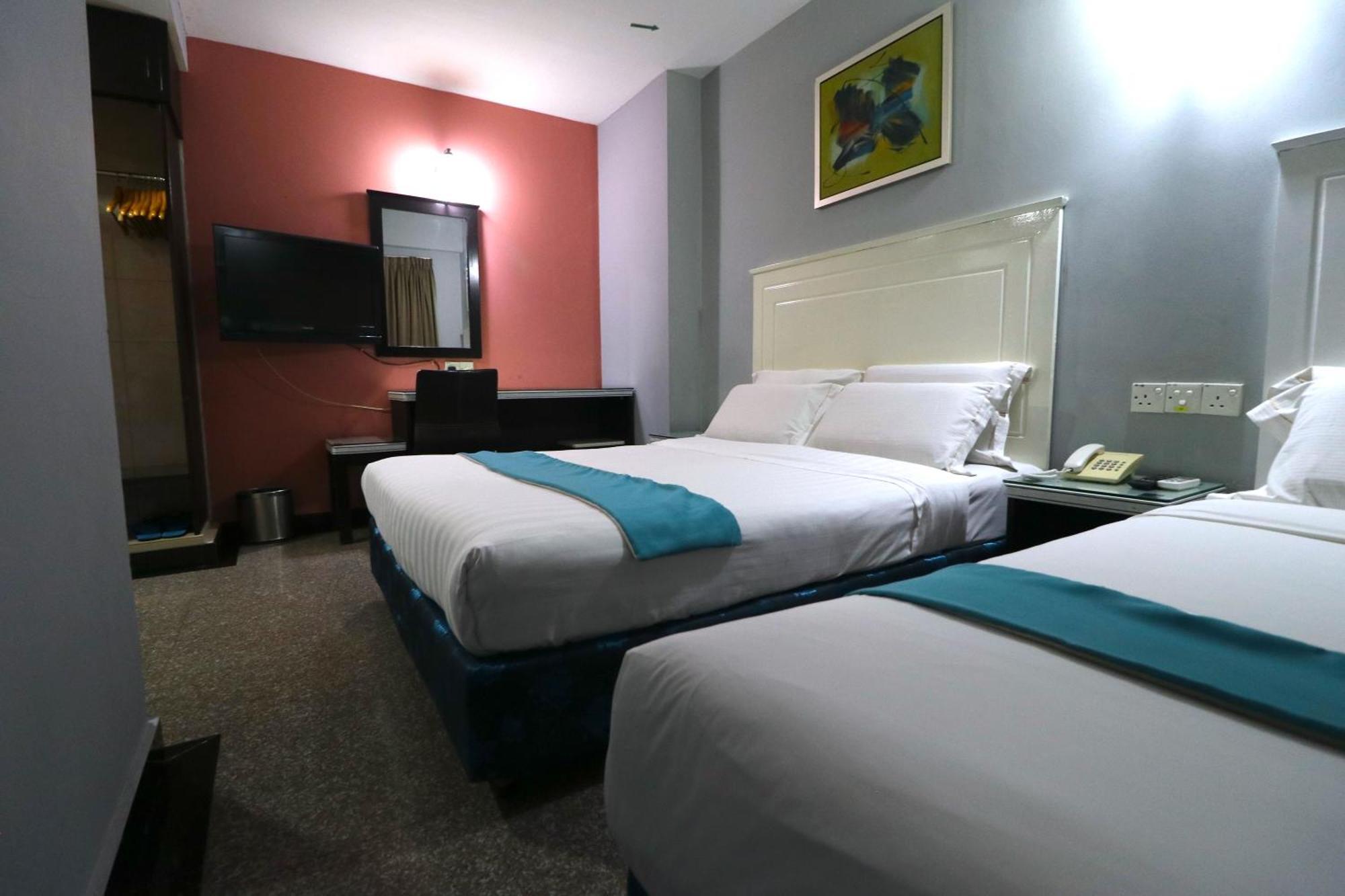 Hotel Sri Puchong Kültér fotó