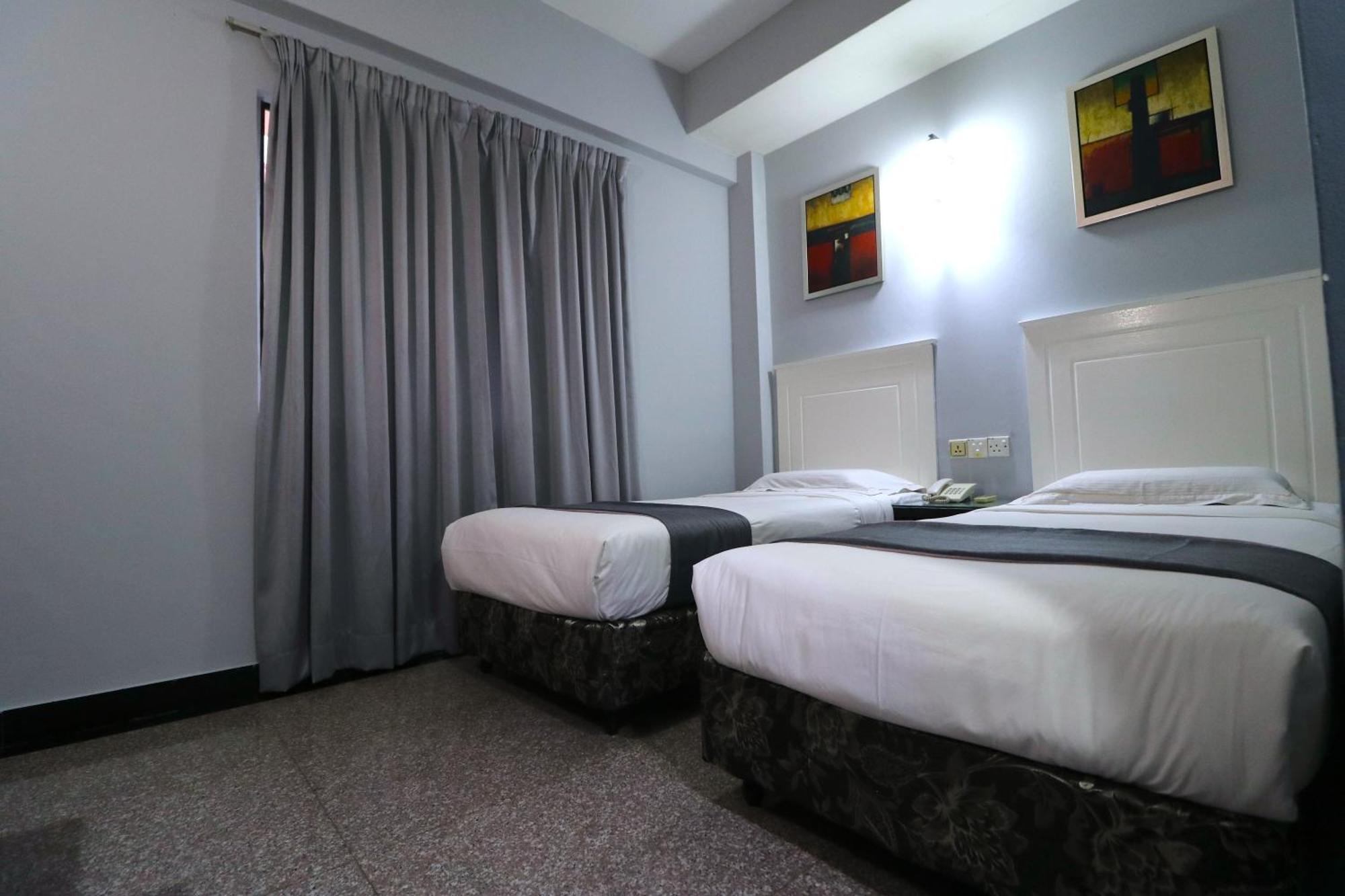 Hotel Sri Puchong Kültér fotó