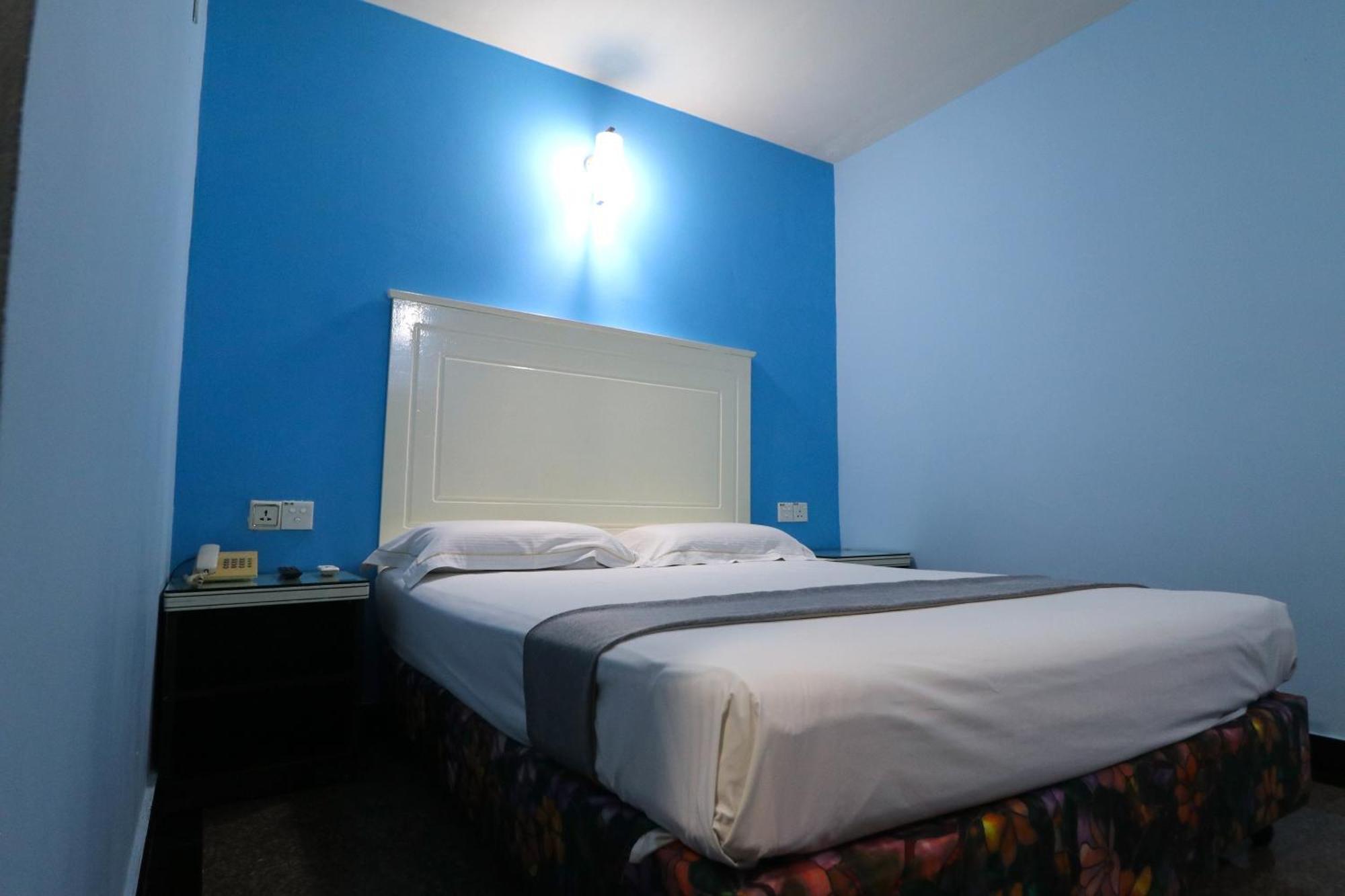 Hotel Sri Puchong Kültér fotó