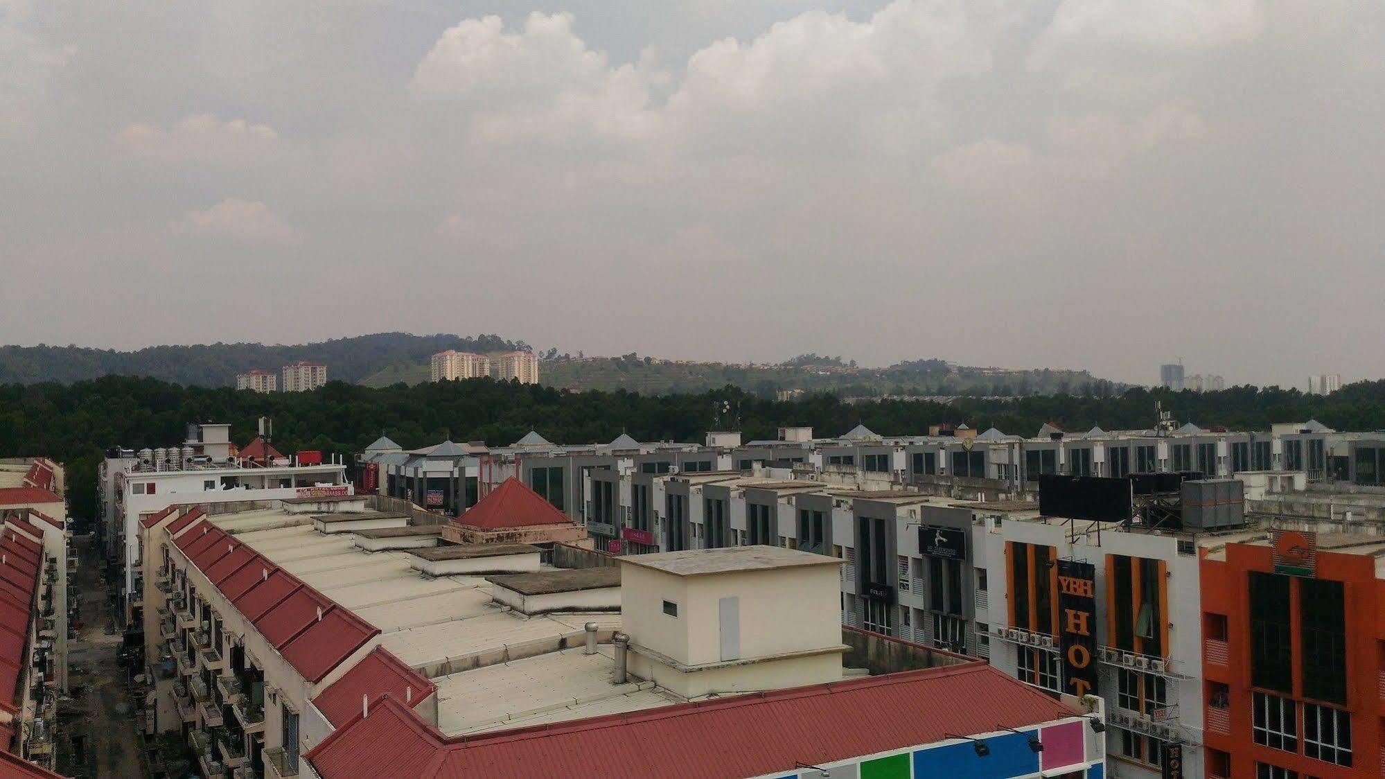 Hotel Sri Puchong Sdn Bhd Kültér fotó